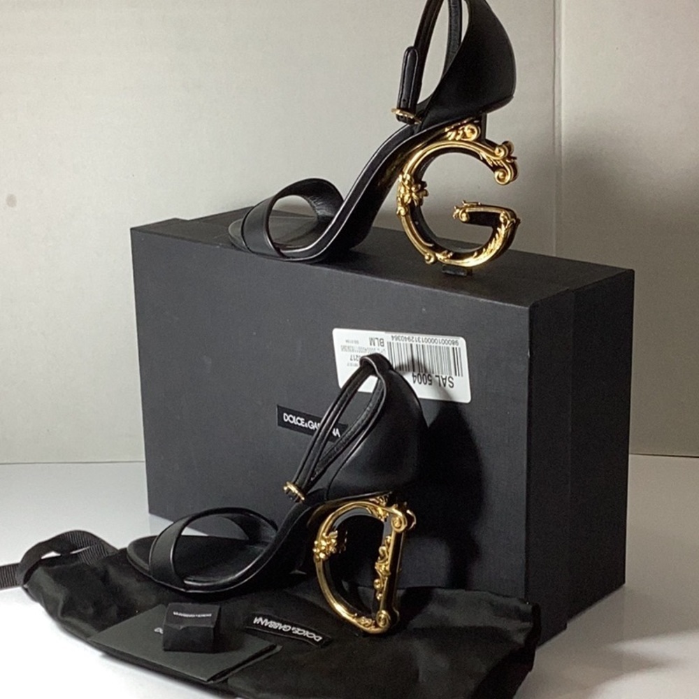 DOLCE & GABBANA
NAPPA LEATHER SANDALS WITH BAROQUE DG DETAIL - Picture 10 of 12